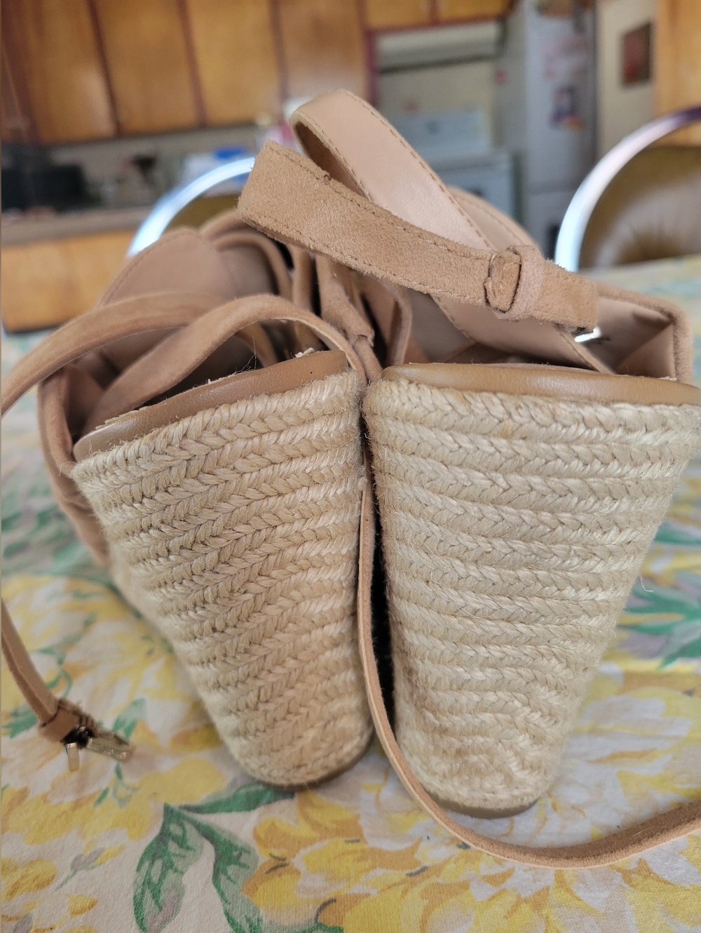 Platform Sandals - Picture 5 of 9